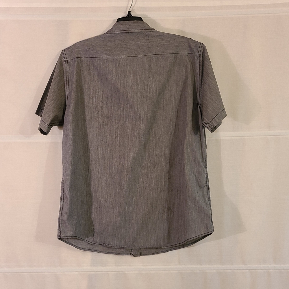 Men's Button up Shirt by Helix Size Large - Picture 7 of 9